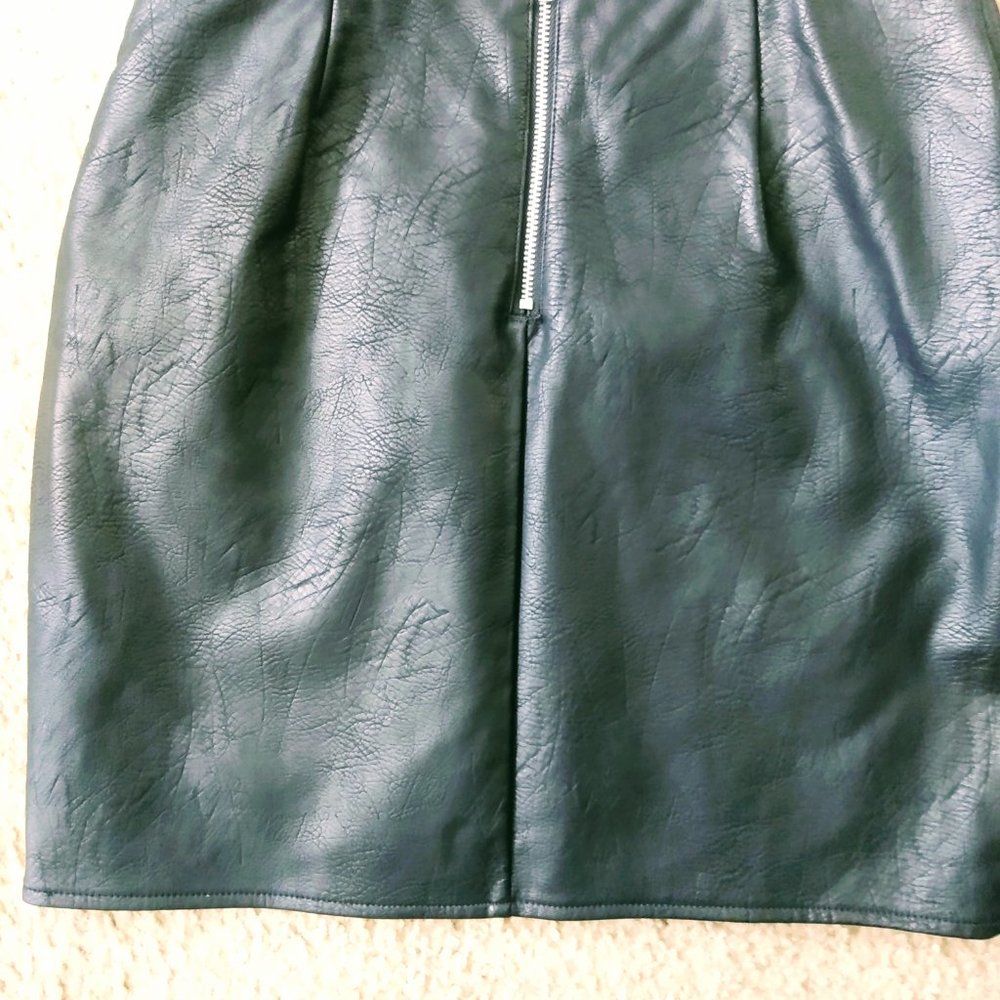 ROMEO &JULIET COUTURE WOMEN EMBROIDERED FAUX LEATHER MINI SKIRT SIZE S - Picture 4 of 10